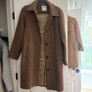 Abercrombie & Fitch Brown Houndstooth Trench Coat